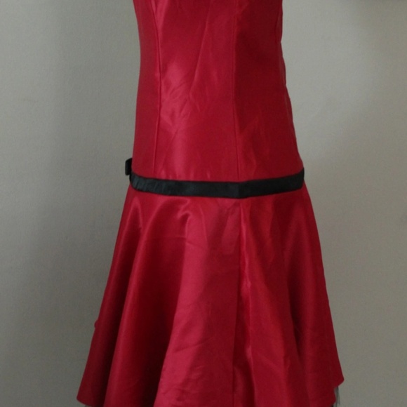 2000's Y2K Jessica Mcclintock/Gunne Sax Red and Black Satin Party Dress - Picture 3 of 5